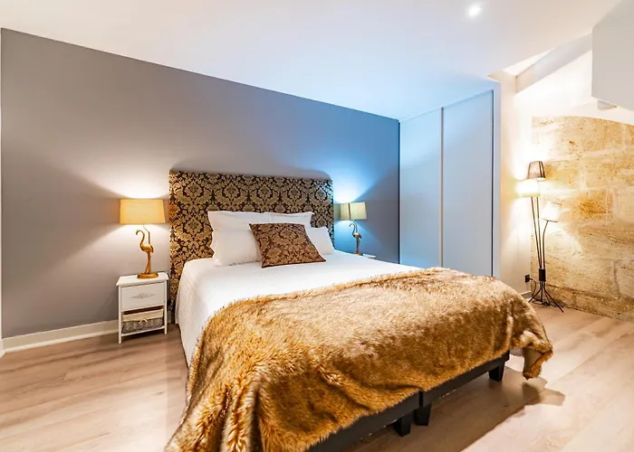 شقة Magnifique Au Coeur Du Quartier Historique Saint-michel *